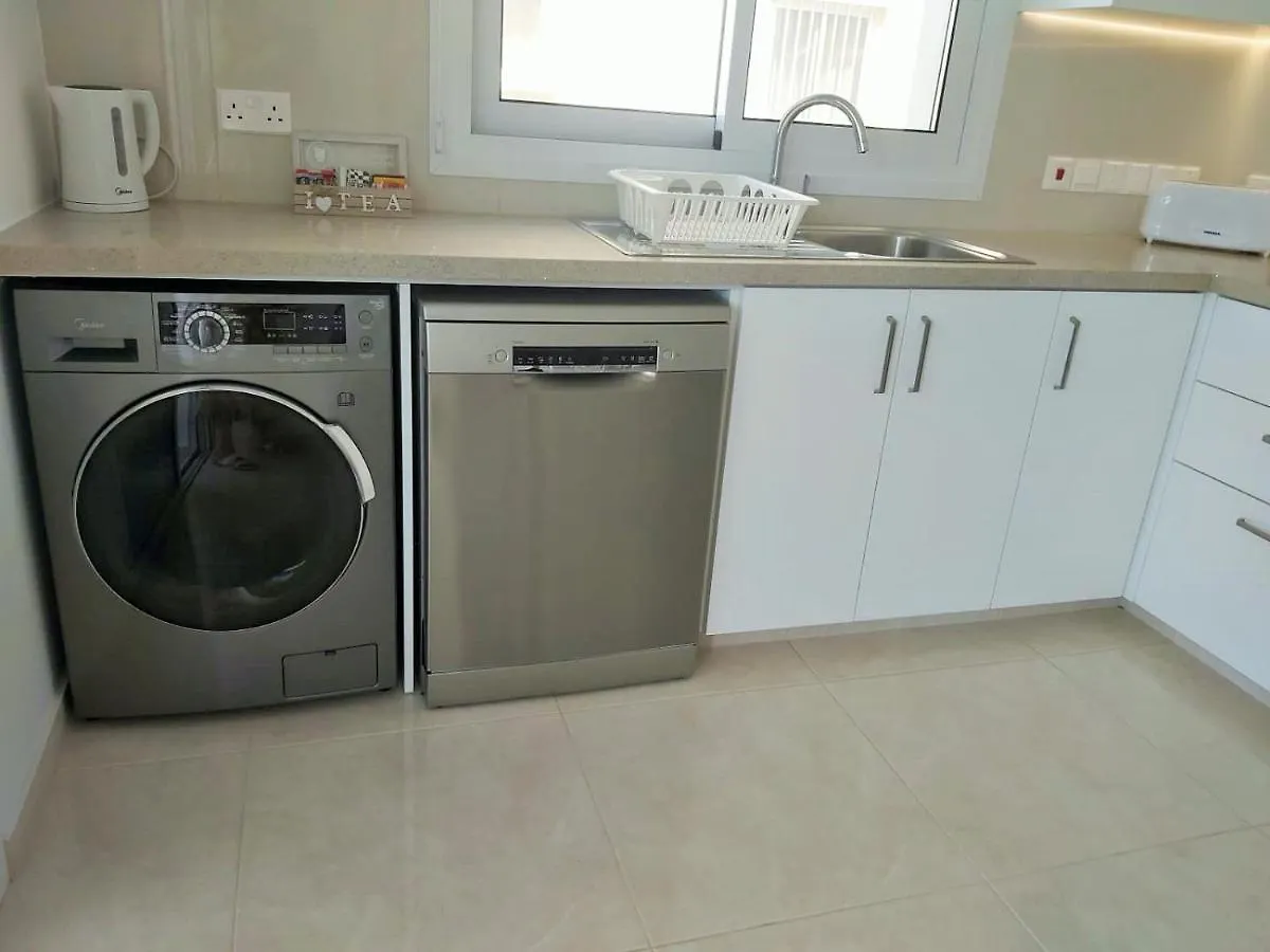 Apartment Dinglis Residences 31 Larnaca Cyprus